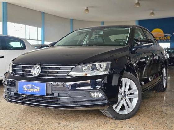 VOLKSWAGEN JETTA 2.0 TSI HIGHLINE 211CV GASOLINA 4P TIPTRONIC